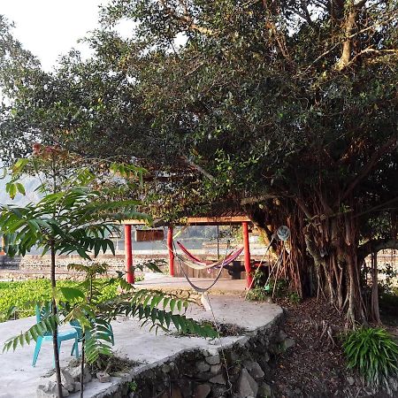 Liberta Homestay Tuktuk Siadong Exterior photo