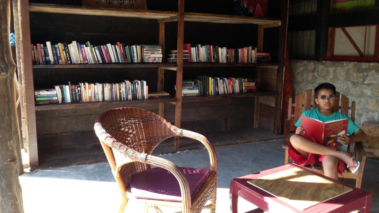 Liberta Homestay Tuktuk Siadong Exterior photo