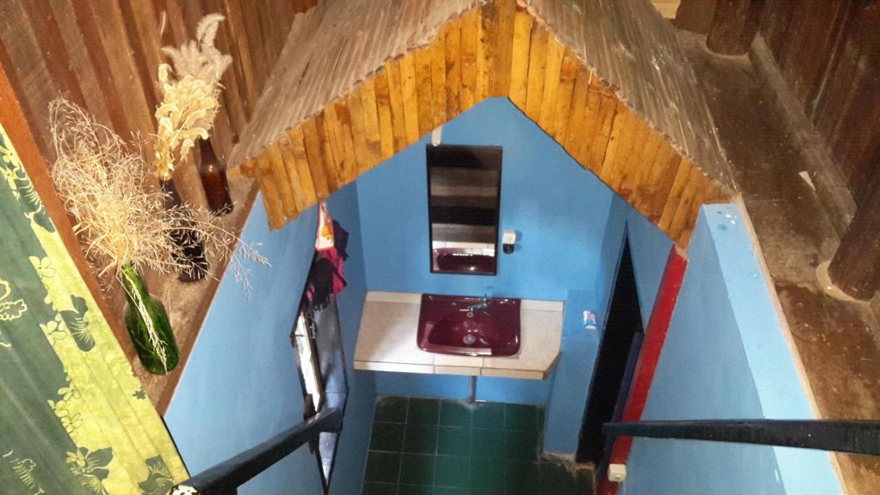 Liberta Homestay Tuktuk Siadong Exterior photo