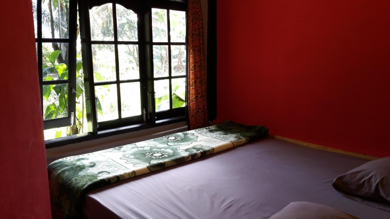 Liberta Homestay Tuktuk Siadong Exterior photo